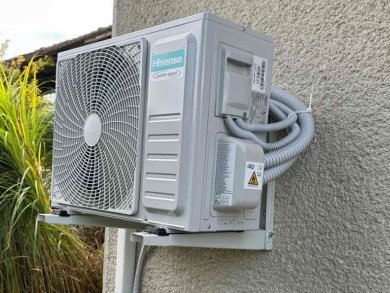 Klimatska naprava Hisense - montaža na hiši 4